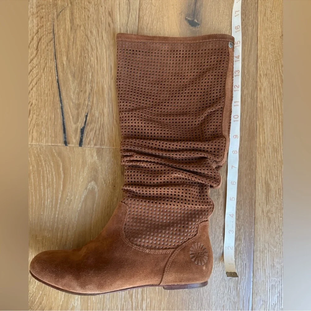 UGG Suede Chestnut Slouchy boots sz 7.5 Abilene price firm!